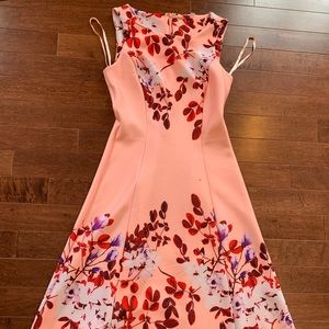 Pink floral great material dress size:4